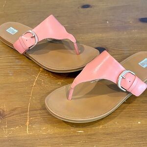 Fit flop Peach Leather Sandals with Gold Buckle
